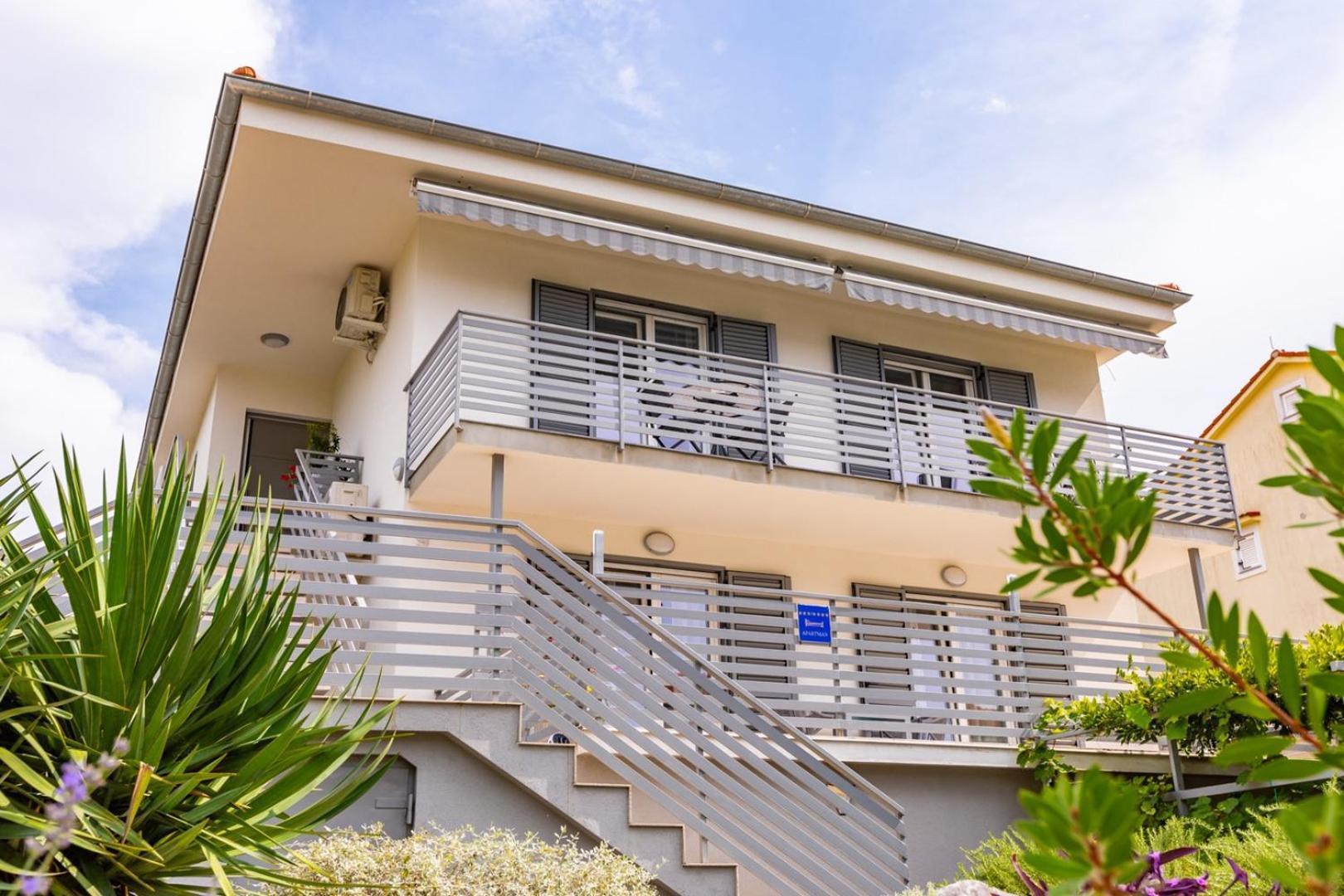 Apartments Pivas Малинська Екстер'єр фото