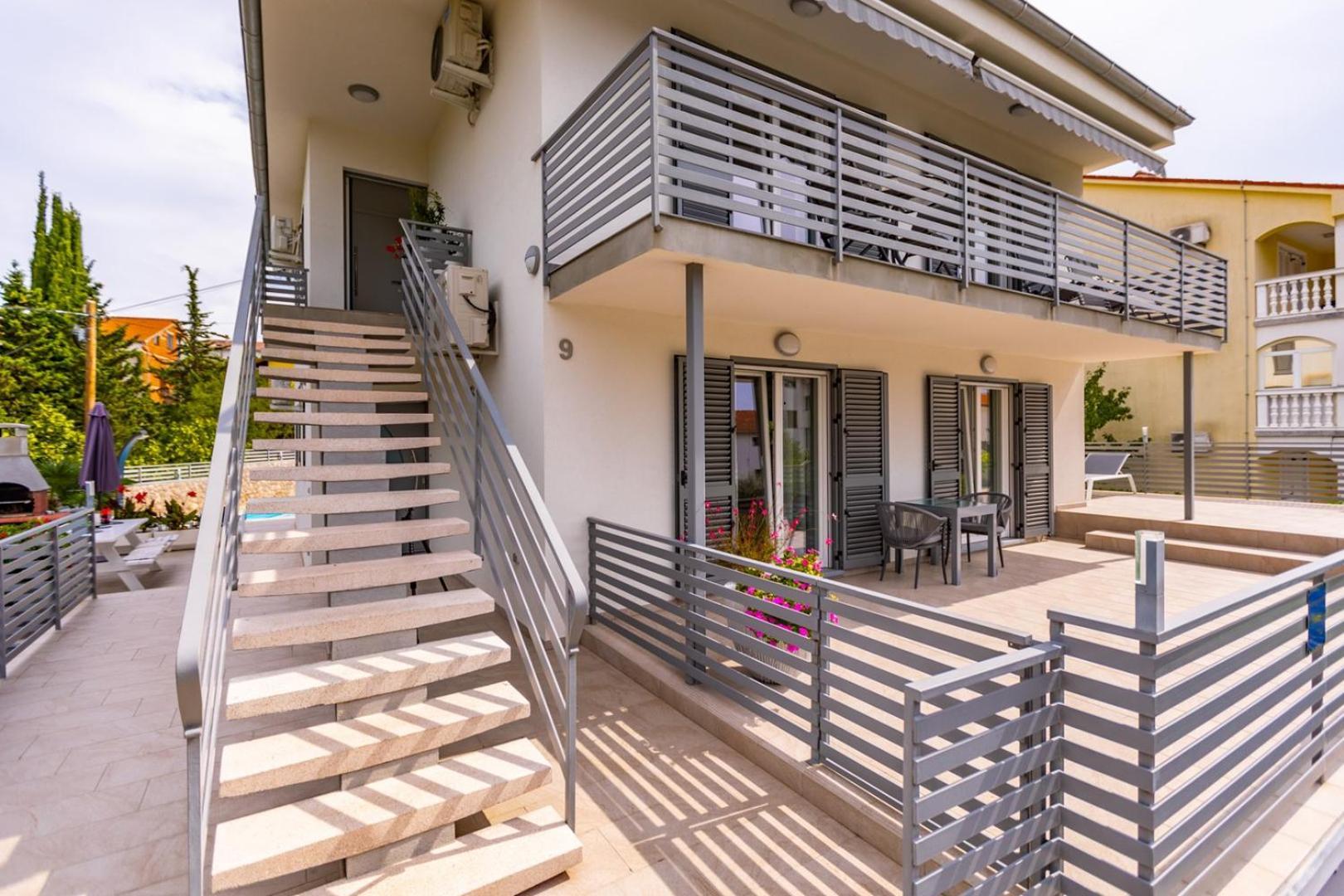 Apartments Pivas Малинська Екстер'єр фото