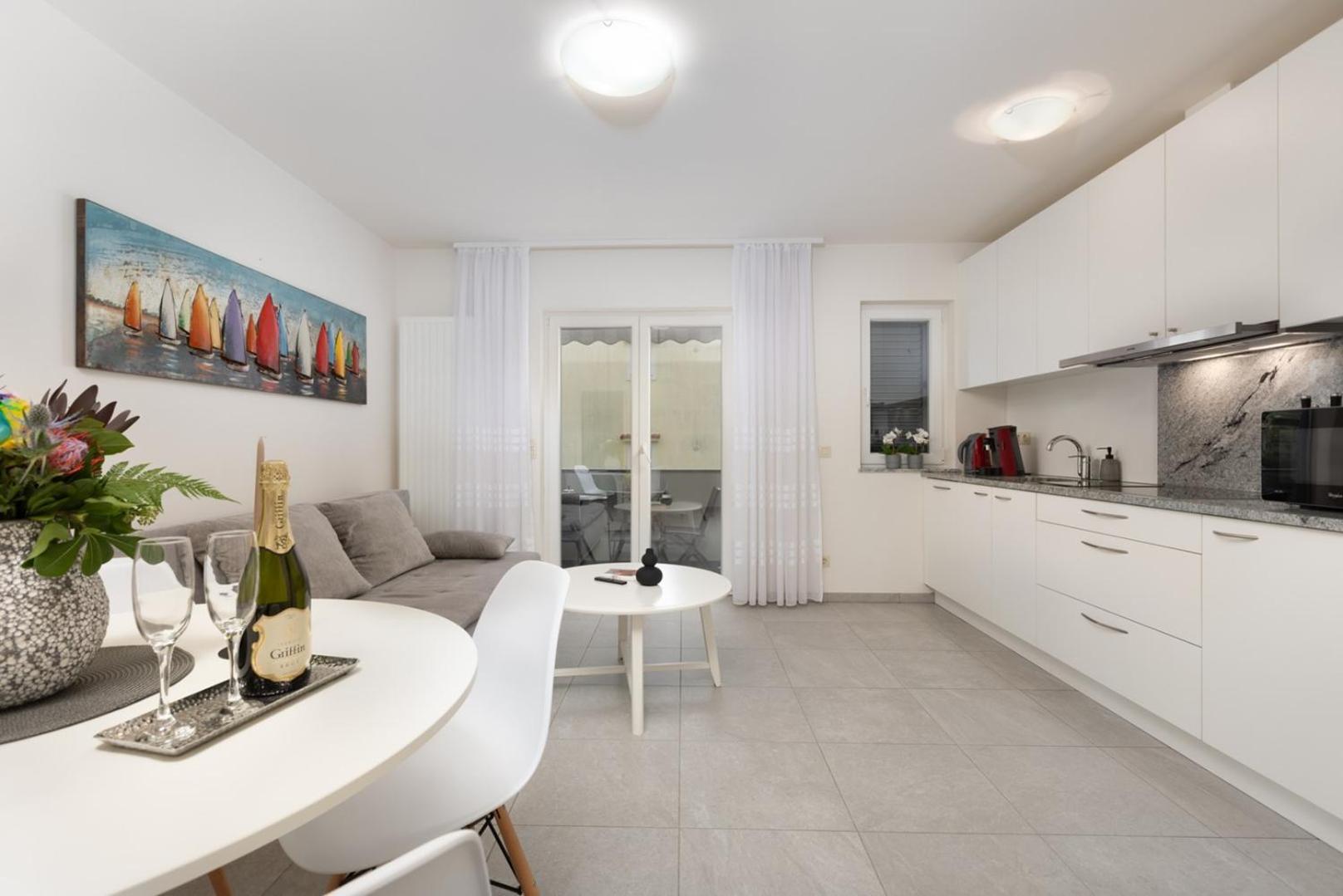 Apartments Pivas Малинська Екстер'єр фото
